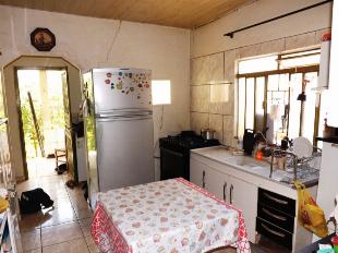 VENDE-SE CASA JD LIBERDADE PRÓX. AV. GUAIAPÓ E CSU.