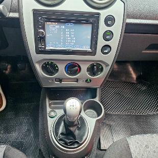 Ford Fiesta 1.6 Completo