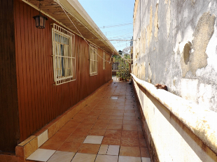 VENDE-SE CASA JD ALVORADA OU TROCA POR APTO (-) VALOR