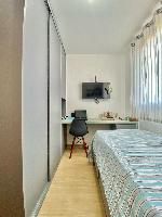 BELÍSSIMO APARTAMENTO SEMI MOBILIADO NO RESIDENCIAL BELA ALVORADA