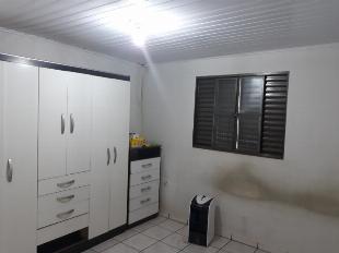 Casa pronta para morar na Rua João Ramalho com 3 quartos.