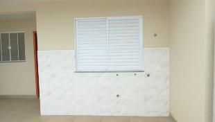 VENDO LINDA CASA NOVA C/ QUINTAL TODA EM CONCRETO E CHURRASQUEIRA, ACABAMENTO DE PRIMEIRA – QUASE NO CENTRO, UMA QUADRA DA RUA PRINCIPAL DA CIDADE