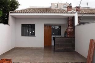 VENDE-SE CASA NOVO JD UNIVERSAL SARANDI