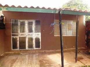 ALUGA-SE 2 CASAS NO TERRENO JD PARAISO
