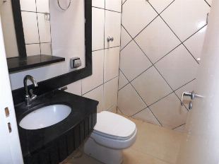 VENDE-SE CASA CONJ. HAB. INOCENCIO VILA NOVA JUNIOR. (BORBA GATO).