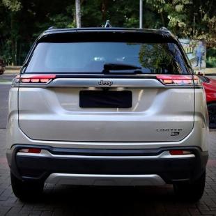 JEEP COMMANDER LIM T270 2023