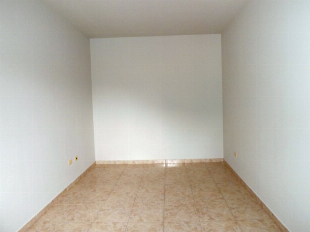 ALUGA-SE SOBRADO JD. ALVORADA PROX. COPEL