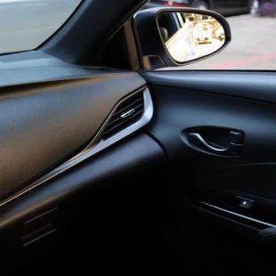 TOYOTA YARIS HATCH XLS 2025