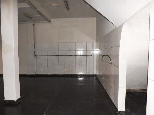 ALUGA-SE SALÃO TERREO AV. DR ALEXANDRE RASGULAEFF