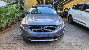 VOLVO XC60 D5 MOMENTUM 2017