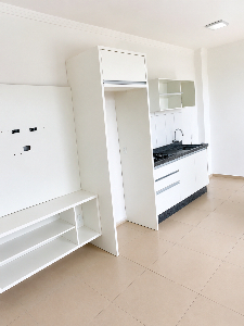 Aluga-se Kitnet Semi-Mobiliada com Cooktop na Av. Tuiuti - Direto c/ Proprietário