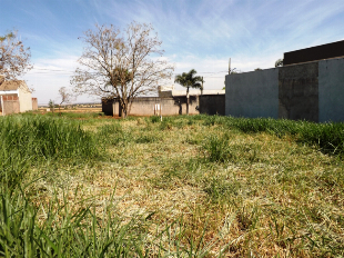 VENDE-SE EXCELENTE TERRENO JD ELDORADO EM MARIALVA-PR. PRÓX. POSTO CATUAÍ