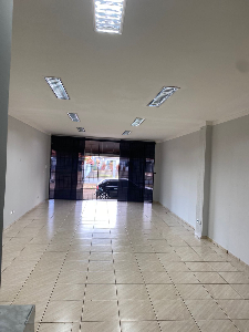 SALA - Prox Av. Morangueira