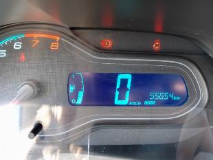 Onix LT 1.0 Hatch Único Dono