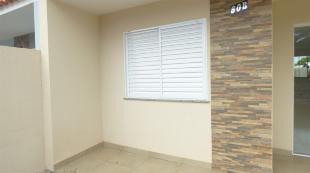 VENDO LINDA CASA NOVA C/ QUINTAL TODA EM CONCRETO E CHURRASQUEIRA, ACABAMENTO DE PRIMEIRA – QUASE NO CENTRO, UMA QUADRA DA RUA PRINCIPAL DA CIDADE