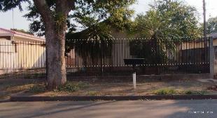 Terreno com 300,8 m2