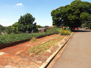 VENDE-SE TERRENO COMERCIAL JD. ALVORADA. IDEAL PARA CONTRUÇÃO DE BARRACÃO
