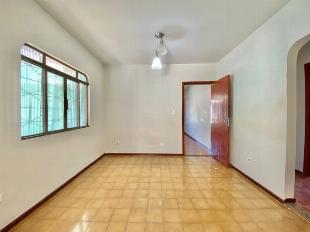 OPORTUNIDADE DE CASA NO JARDIM SEMINÁRIO