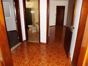 ALUGA-SE APTO ED. CALAMARES ZONA 07. À 200M2 DO SHOOPING AVENIDA CENTER