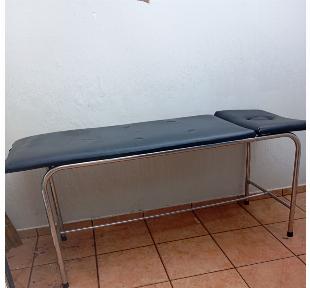 Mesa clínica e massagens