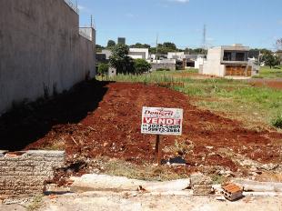 VENDE-SE EXCELENTE 1/2 TERRENO JD BOM JARDIM