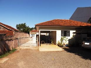 VENDE-SE 2 CASA NO TERRENO VILA MORANGUEIRA PRÓX. COPEL