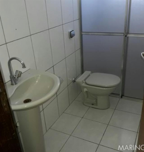 Alugo casa Jd. Imperial ll