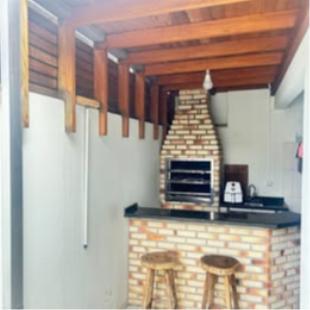 CASA JD. PARIS UM R$  360.000,00