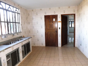 ALUGA-SE APTO SOBRE LOJA. COMERCIAL OU RESIDENCIAL. AV. PEDRO TAQUES Nº 1350. EM FRENTE A SANEPAR