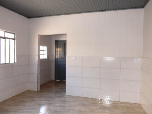 ALUGA-SE CASA DE FUNDOS VILA MORANGUEIRA