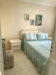 Apartamento com 3 dormitórios para alugar, 55 m² por R$ 2.460,00/mês - Vila Bosque - Maringá/PR