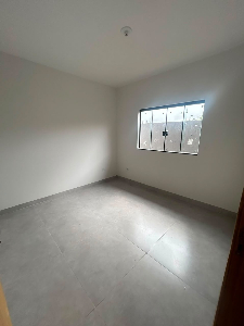 CASA NOVA | MODERNA | EXCELENTE LOCALIZAÇÃO