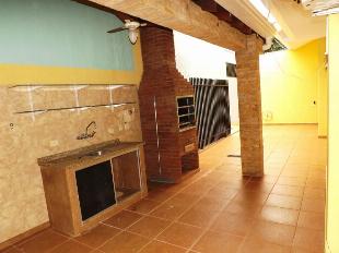 ALUGA-SE BELA CASA VILA MORANGUEIRA PROX. SANEPAR