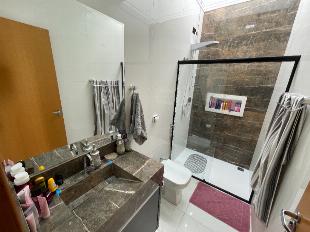 Casa | 210,95 m² de Construção | Jd. Monte Rei | Maringá/PR