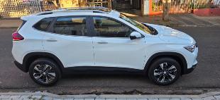 Tracker Premier 1.2 2025 8500 km único dono quitado cheirando novo sem detalhes top