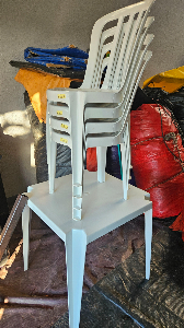 Jogo de mesa plástico resistente