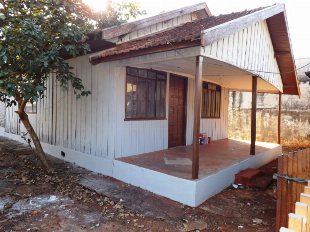 ALUGA-SE CASA ZONA 07 PRÓX. SANEPAR