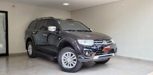 Mitsubishi Pajero Dakar HPE 2015 Aut 3.5 V6 Flex 4x4 7 Lugares