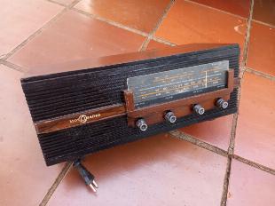 RÁDIO MOTORADIO 06 FAIXAS CAIXA DE MADEIRA ANTIGO