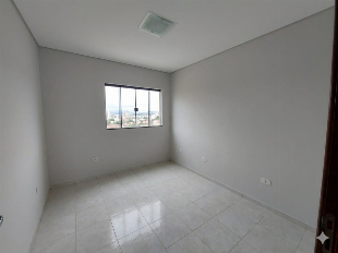Apartamento de 110 m² com 2 Quartos, 1 Suíte e Sacada no Jardim Universo — Maringá/PR