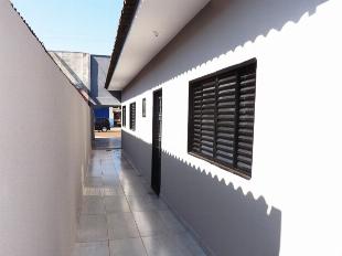 ALUGA-SE CASA JD UNIVERAL SARANDI PR
