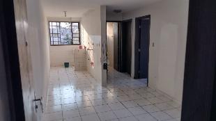 Vende-se  ótimo apartamento, com dois quartos, no Jardim Guairacá, em Maringá.