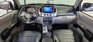 MITSUBISHI L200 TRITON  HPE 2015 AUTOMÁTICA 3.5 V6 FLEX  4x4 COMPLETA Baixo Km