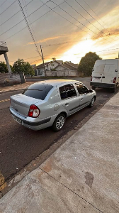 Renault clio 1.0 Sedan 2005 - Pizeiro