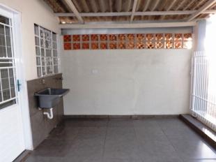 ALUGA-SE CASA JD ALVORADA PRÓX. UPA ZONA NORTE