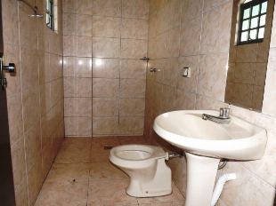 ALUGA-SE SOBRADO JD. ALVORADA PROX. COPEL