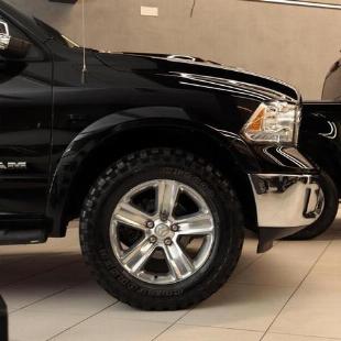 RAM 1500 CLASSIC LARAMIE 5.7 CD V8 4X4 AUT. 2022