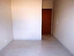 ALUGA-SE CASA JD PAULISTA PRÓX. COLÉGIO