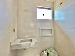 BELÍSSIMA CASA NO CONJUNTO PAULINO
