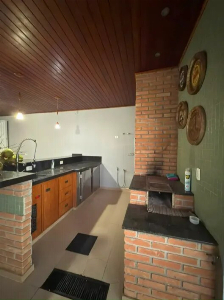 Mude sem começar do zero: casa mobiliada com 3 suítes e espaço gourmet no Jardim Paraizo